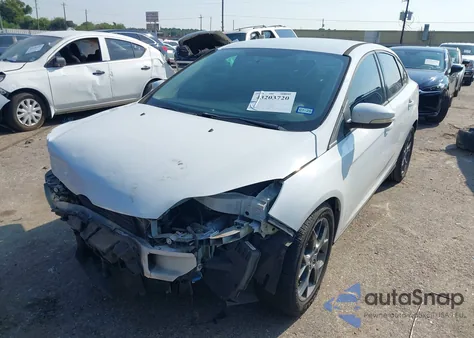 2014 Ford Focus Se из США, поврежденный, VIN 1FADP3F20EL357570